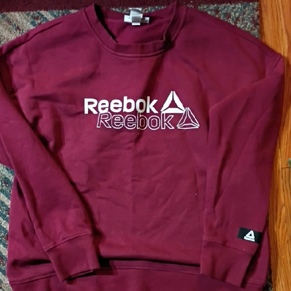 Reebok WoMen's Maroon Crewneck Sweater